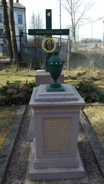 Fil:Christian Magnus Falsen gravminne2.JPG