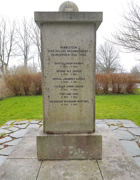 Fil:Minnesmerke Bremnes.jpg